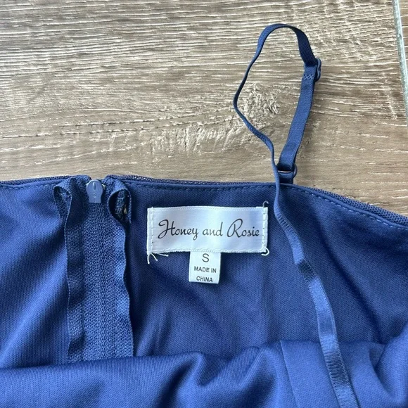 Honey & Rosie Ruched Homecoming Dress size small - Picture 3 of 4